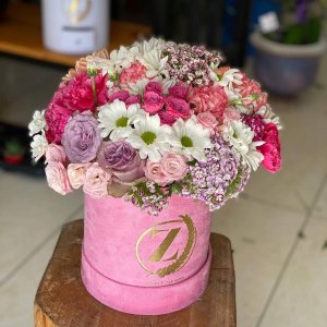 Mini süet kutuda kır çiçekleri 4