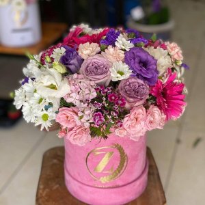 Mini süet kutuda kır çiçekleri 3