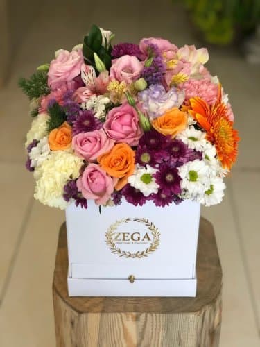 Renkli Çiçek Kutusu